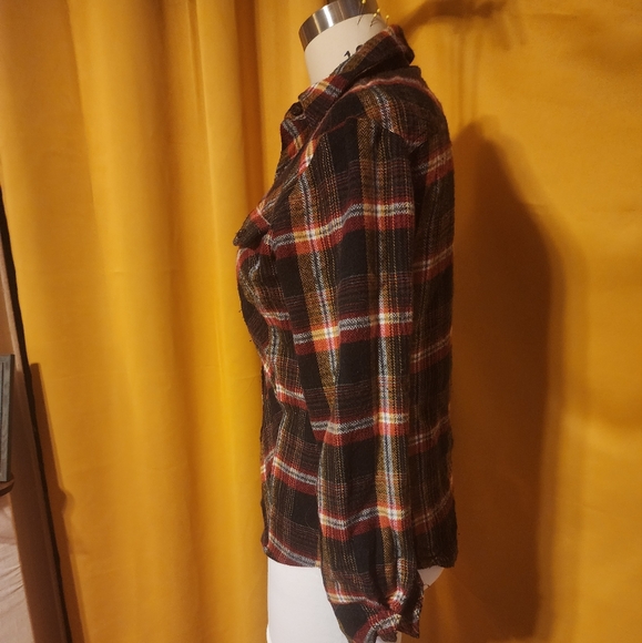 Nice Flannel Shirt - Picture 2 of 4